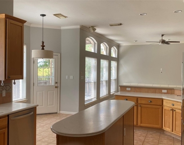 8419 Sea Ash Cir - Photo Thumbnail 3