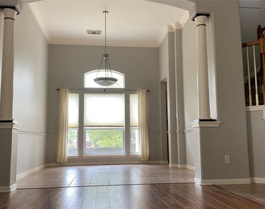 8419 Sea Ash Cir - Photo Thumbnail 6