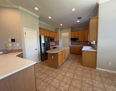 8419 Sea Ash Cir - Photo Thumbnail 13