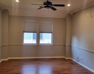 8419 Sea Ash Cir - Photo Thumbnail 14