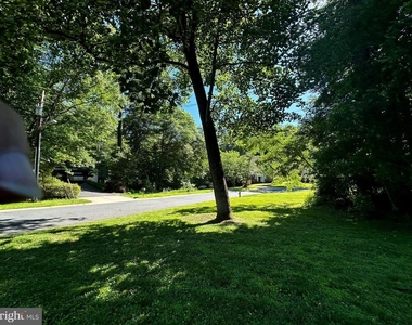 6900 Heatherhill Road - Photo Thumbnail 5