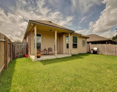 13900 Marathon Rd - Photo Thumbnail 26