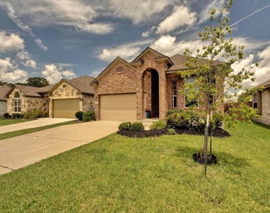 13900 Marathon Rd - Photo Thumbnail 2
