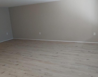 18622 Walkers Choice Road - Photo Thumbnail 15