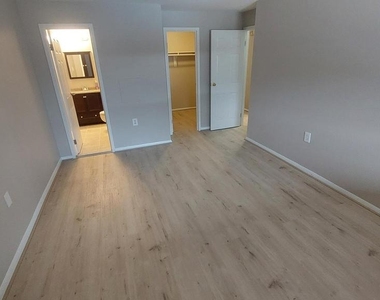 18622 Walkers Choice Road - Photo Thumbnail 23