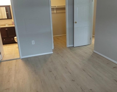 18622 Walkers Choice Road - Photo Thumbnail 22
