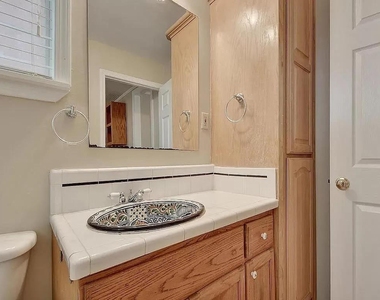 36 Anthony St - Photo Thumbnail 12