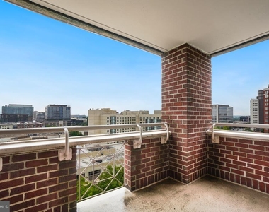 5809 Nicholson Lane - Photo Thumbnail 26