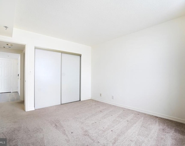 5809 Nicholson Lane - Photo Thumbnail 25