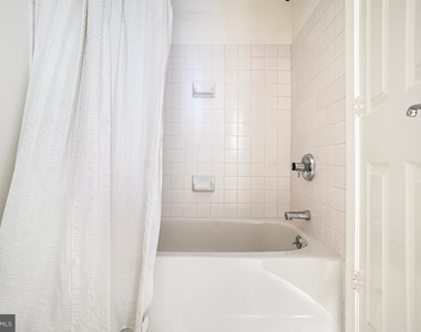 5809 Nicholson Lane - Photo Thumbnail 22