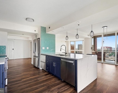 5809 Nicholson Lane - Photo Thumbnail 9