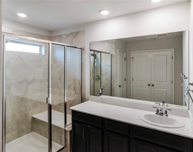 5713 Pleasanton Pkwy - Photo Thumbnail 6