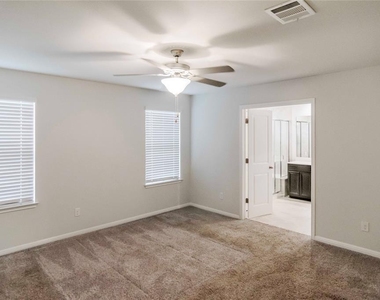 5713 Pleasanton Pkwy - Photo Thumbnail 5