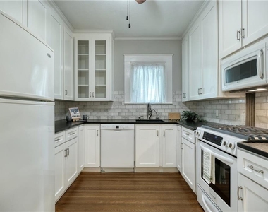 815 E 31st St - Photo Thumbnail 4