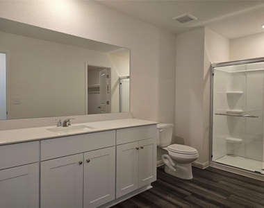 121 Blazilmar Ln - Photo Thumbnail 15