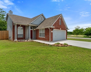 1908 Windy Park Dr - Photo Thumbnail 1