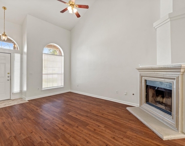 1908 Windy Park Dr - Photo Thumbnail 6