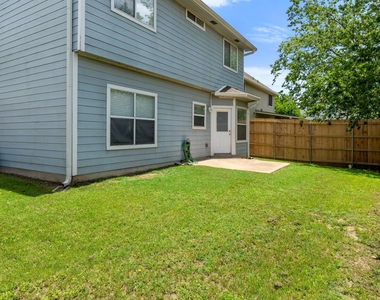 1908 Windy Park Dr - Photo Thumbnail 29