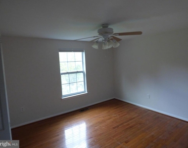 13422 Country Ridge Drive - Photo Thumbnail 12