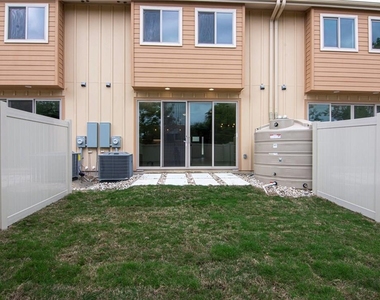 102 Conservation Rd - Photo Thumbnail 2