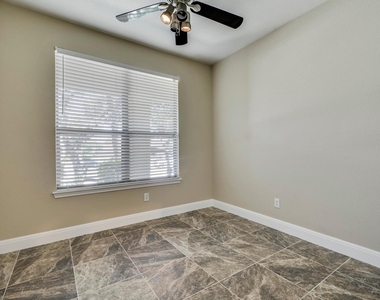 2202 Ezra Ct - Photo Thumbnail 21