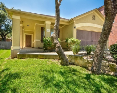 2202 Ezra Ct - Photo Thumbnail 3