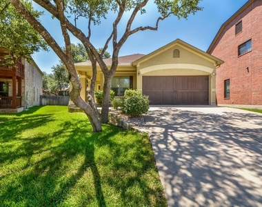 2202 Ezra Ct - Photo Thumbnail 2
