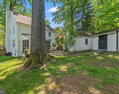 7014 Beechwood Drive - Photo Thumbnail 24