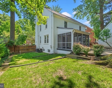 7014 Beechwood Drive - Photo Thumbnail 23