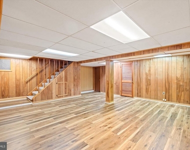 7014 Beechwood Drive - Photo Thumbnail 18