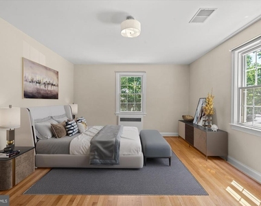 7014 Beechwood Drive - Photo Thumbnail 11