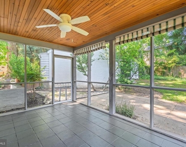 7014 Beechwood Drive - Photo Thumbnail 6