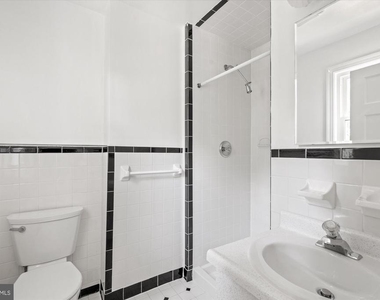 7014 Beechwood Drive - Photo Thumbnail 10