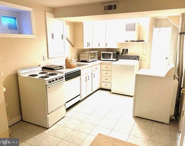 8507 Leonard Drive - Photo Thumbnail 4