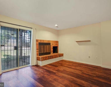 11322 Baritone Court - Photo Thumbnail 21