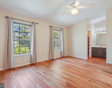 11322 Baritone Court - Photo Thumbnail 10