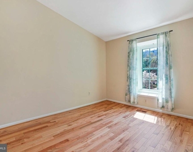 11322 Baritone Court - Photo Thumbnail 14