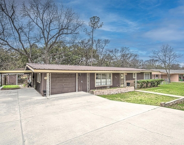 5304 Bedford St - Photo Thumbnail 31