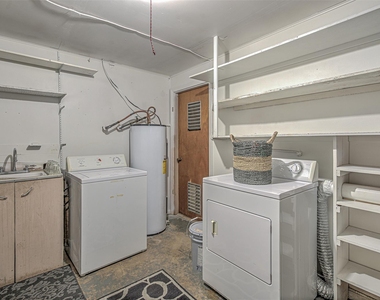 5304 Bedford St - Photo Thumbnail 19