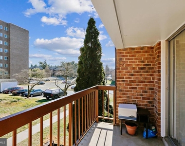 18722 Walkers Choice Road - Photo Thumbnail 4