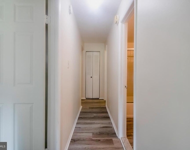 18730 Walkers Choice Road - Photo Thumbnail 22