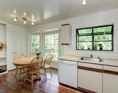 13 Avalon Court - Photo Thumbnail 10