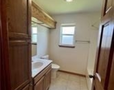 1482 Savannah Pr - Photo Thumbnail 22