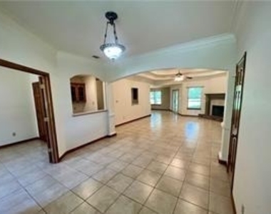 1482 Savannah Pr - Photo Thumbnail 15