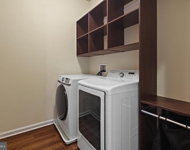 11675 Emerald Green Drive - Photo Thumbnail 19