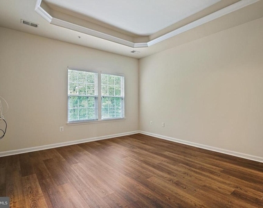11675 Emerald Green Drive - Photo Thumbnail 14