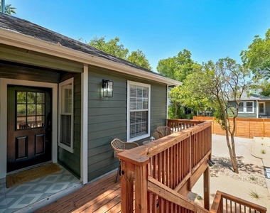 2109 Brackenridge St - Photo Thumbnail 22