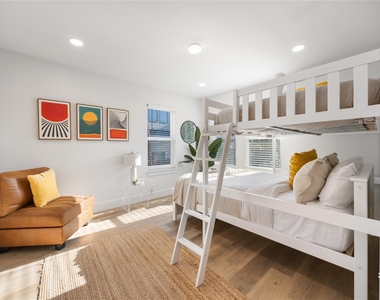 2109 Brackenridge St - Photo Thumbnail 14