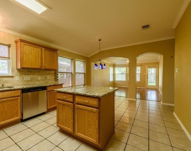 14616 Springs Edge Dr - Photo Thumbnail 6