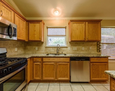 14616 Springs Edge Dr - Photo Thumbnail 9